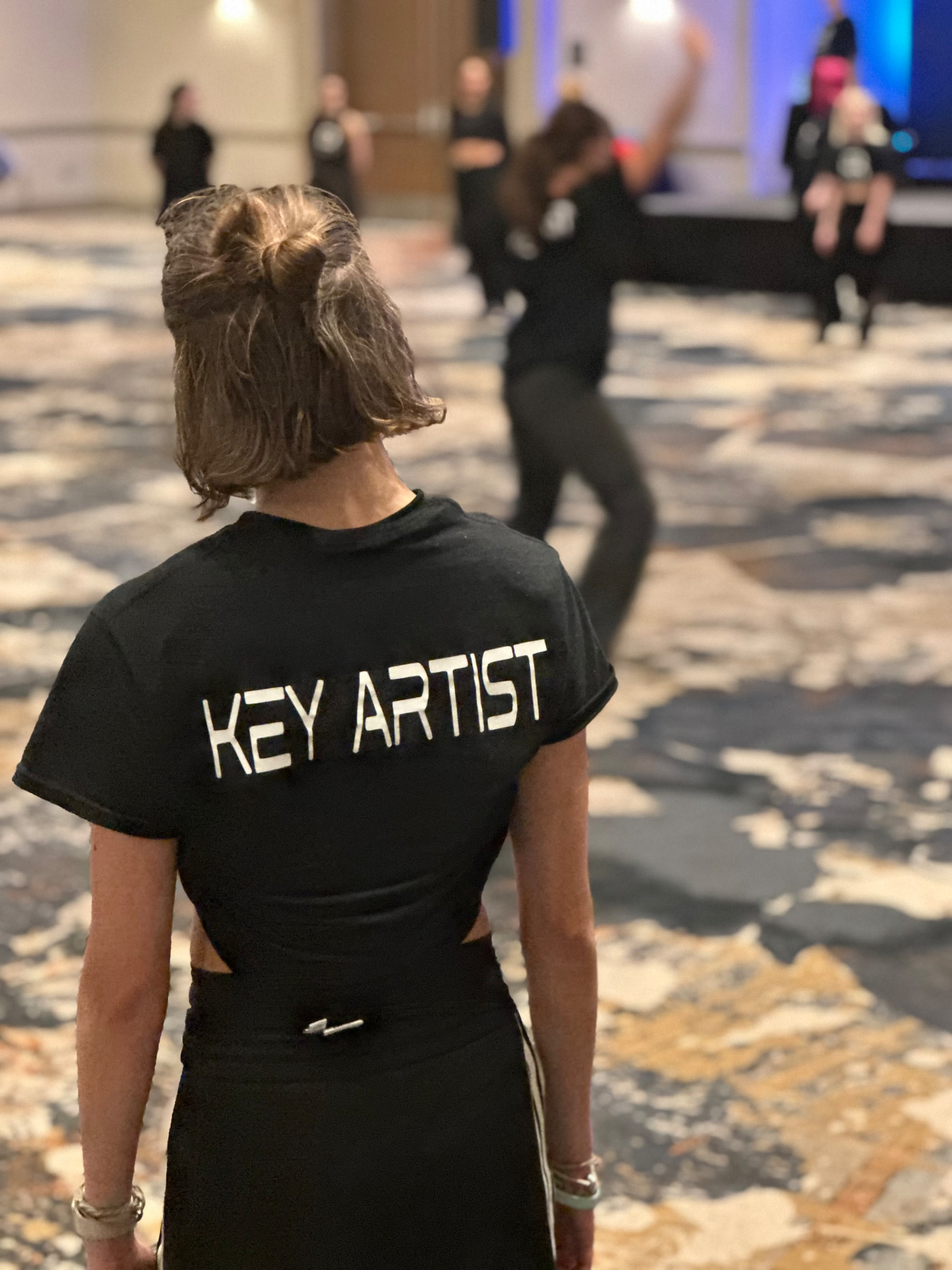 Key Artist watching a convention class